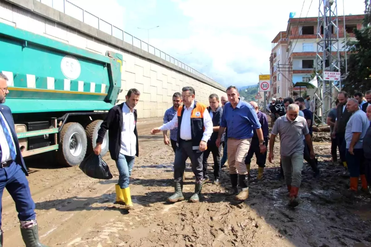 Trabzon’da Sel Felaketi: 162 Kilogram Yağış ve Hasar Tespit Çalışmaları