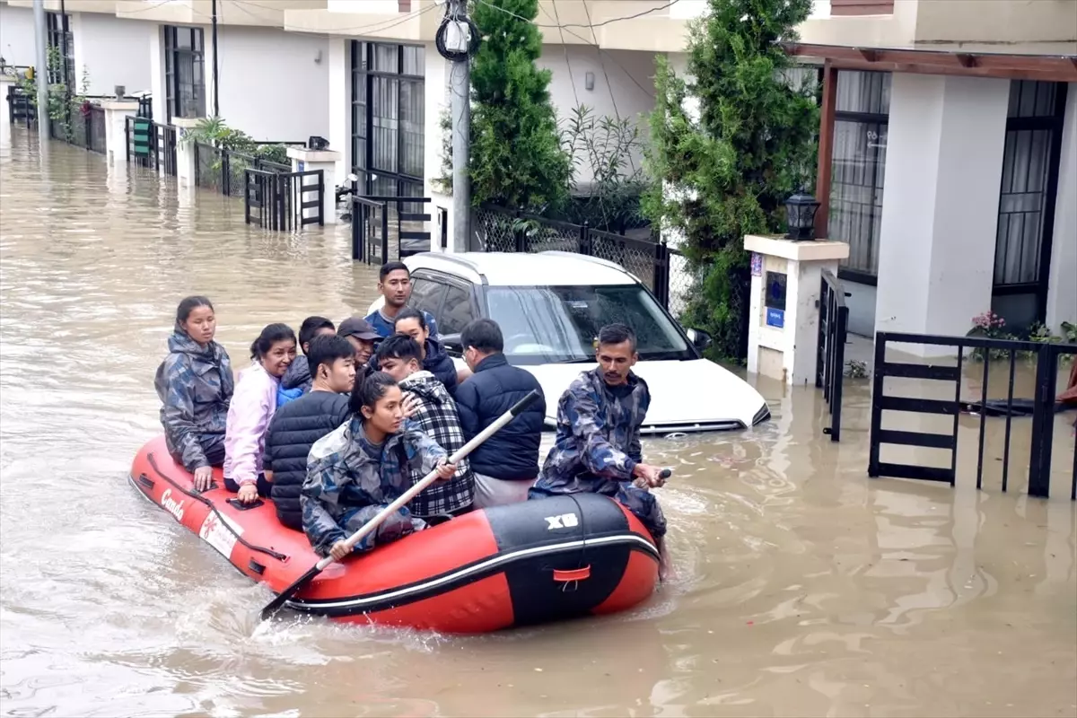 Nepal’de Sel Felaketi: 217 Ölü